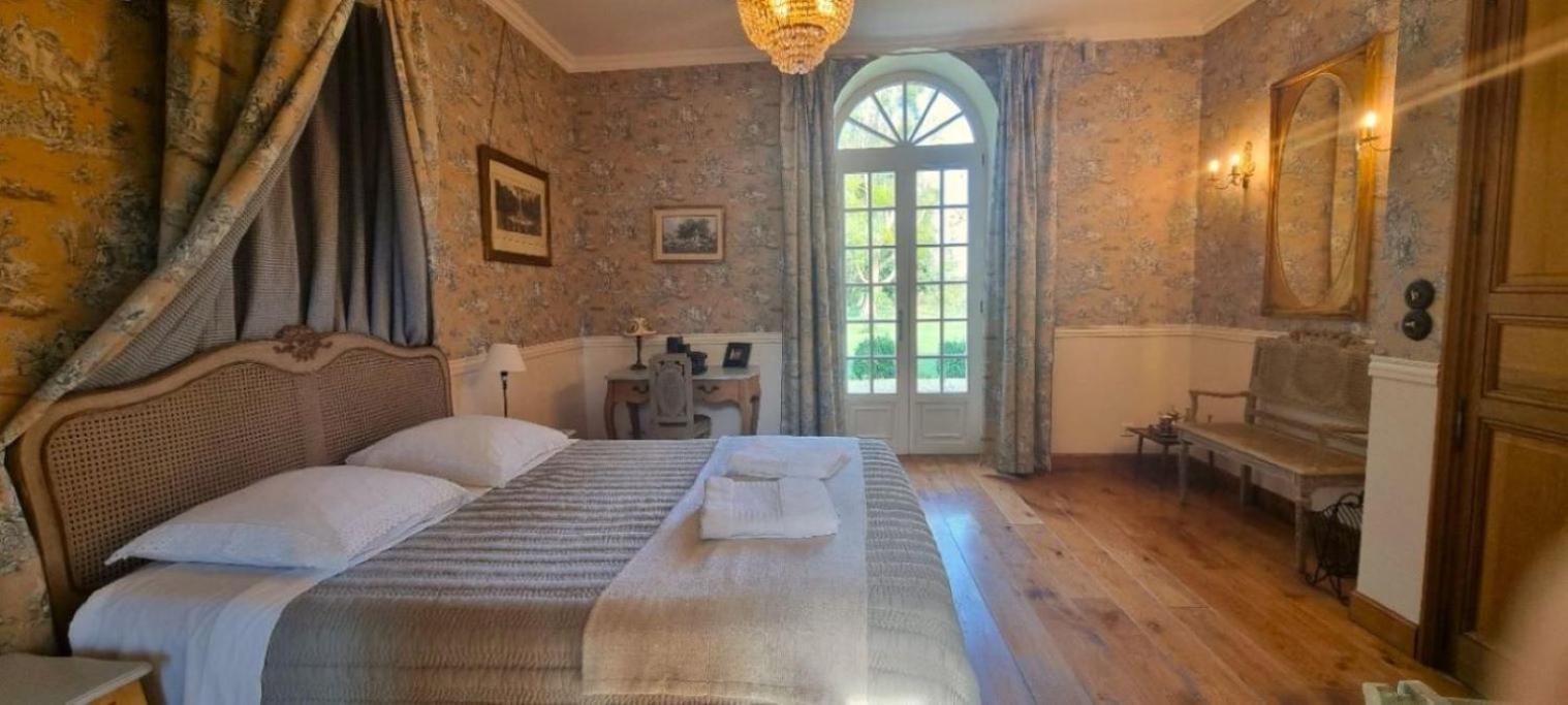 L'Orangerie Du Grand Jardin Villa Conde-sur-Seulles Bagian luar foto
