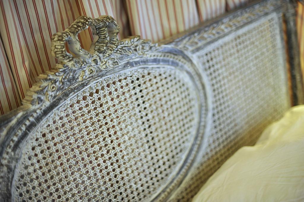L'Orangerie Du Grand Jardin Villa Conde-sur-Seulles Ruang foto