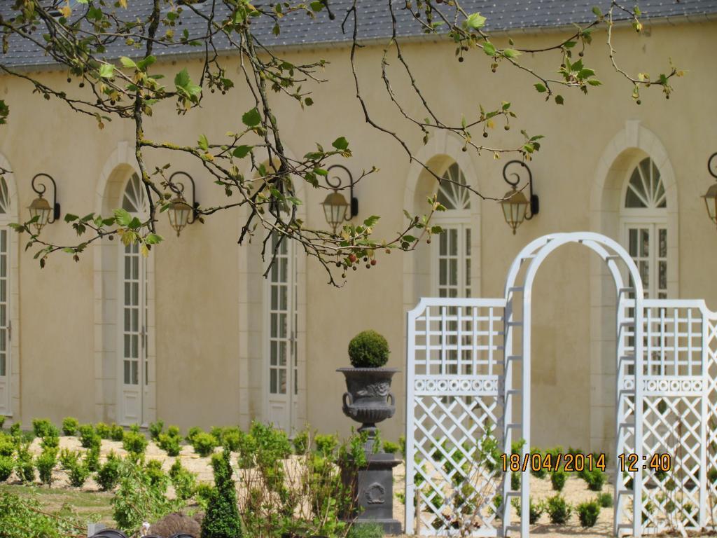 L'Orangerie Du Grand Jardin Villa Conde-sur-Seulles Bagian luar foto